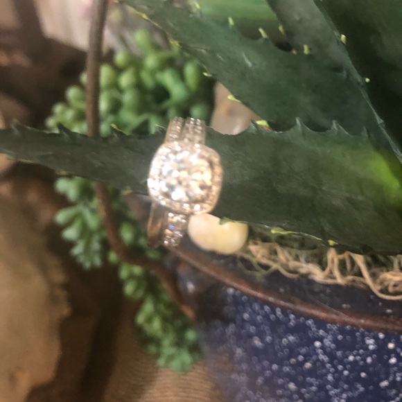 Wedding set - Picture 1 of 4